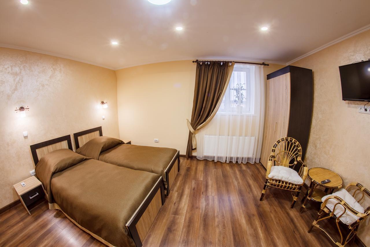Panorama Apart-Hotel Kamianets-Podilskyi Exterior foto